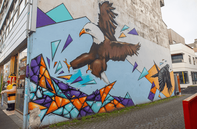 A mural of an eagle.